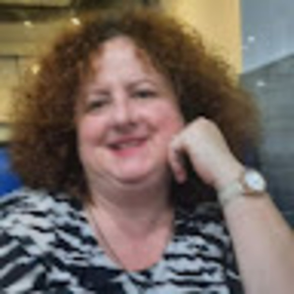 Meet your Posher, Lisa marie - Picture 1 of 1